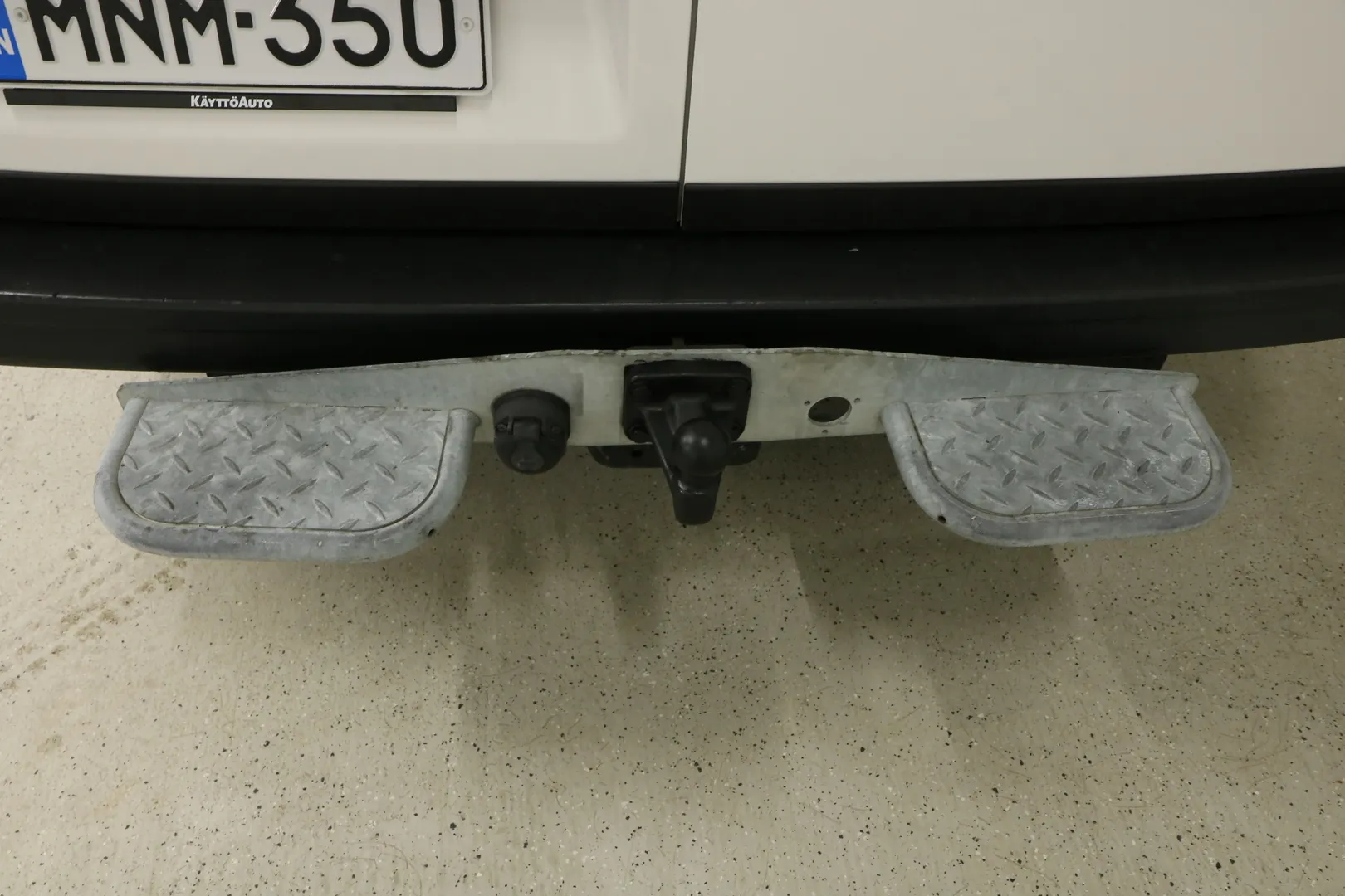 Volkswagen Crafter MNM-350 carousel image