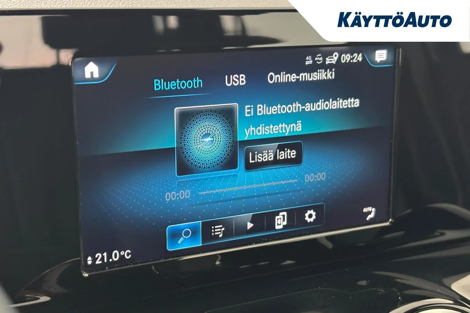 Mercedes-Benz GLA GON-416 carousel image