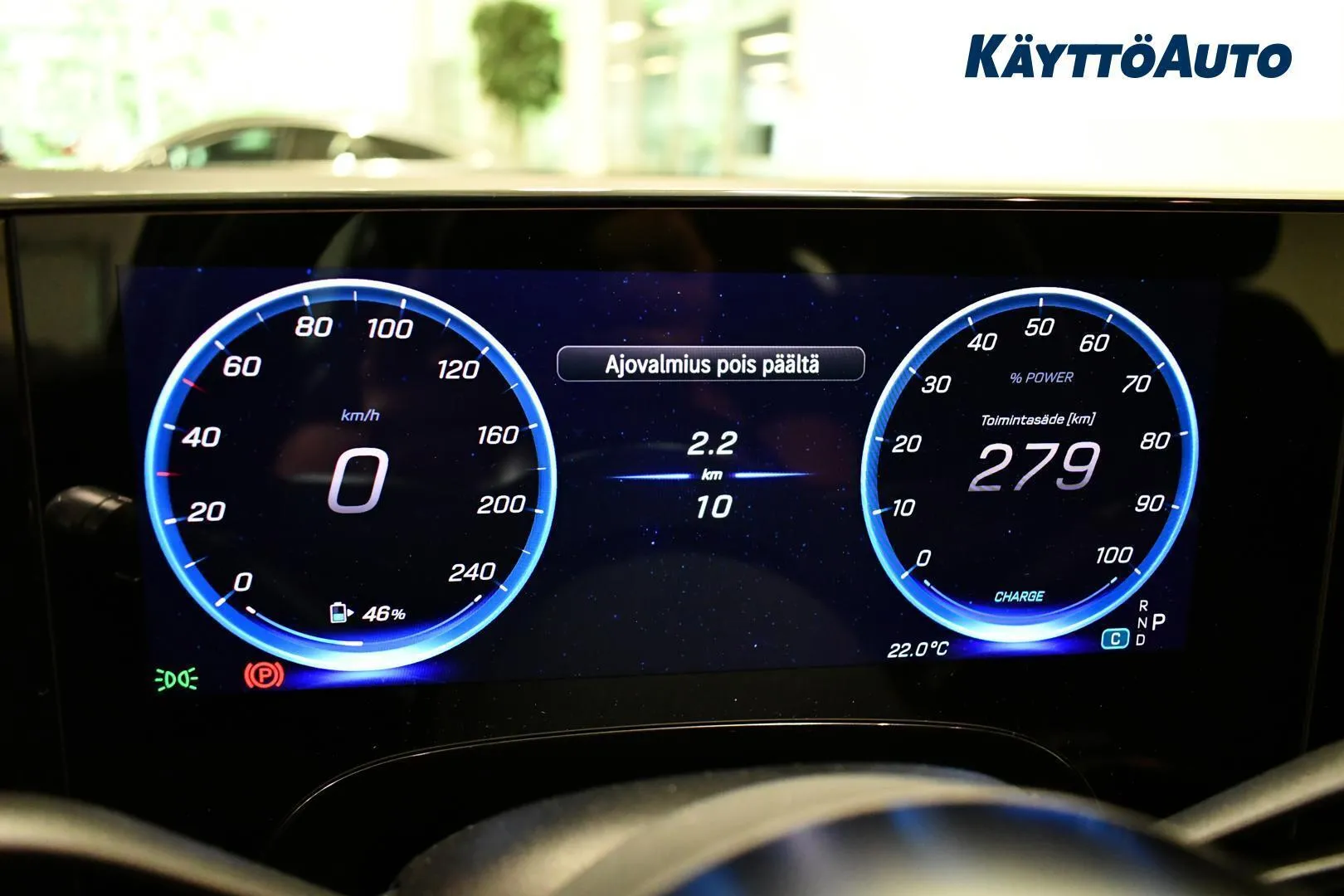Mercedes-Benz GLB YMT-627 carousel image