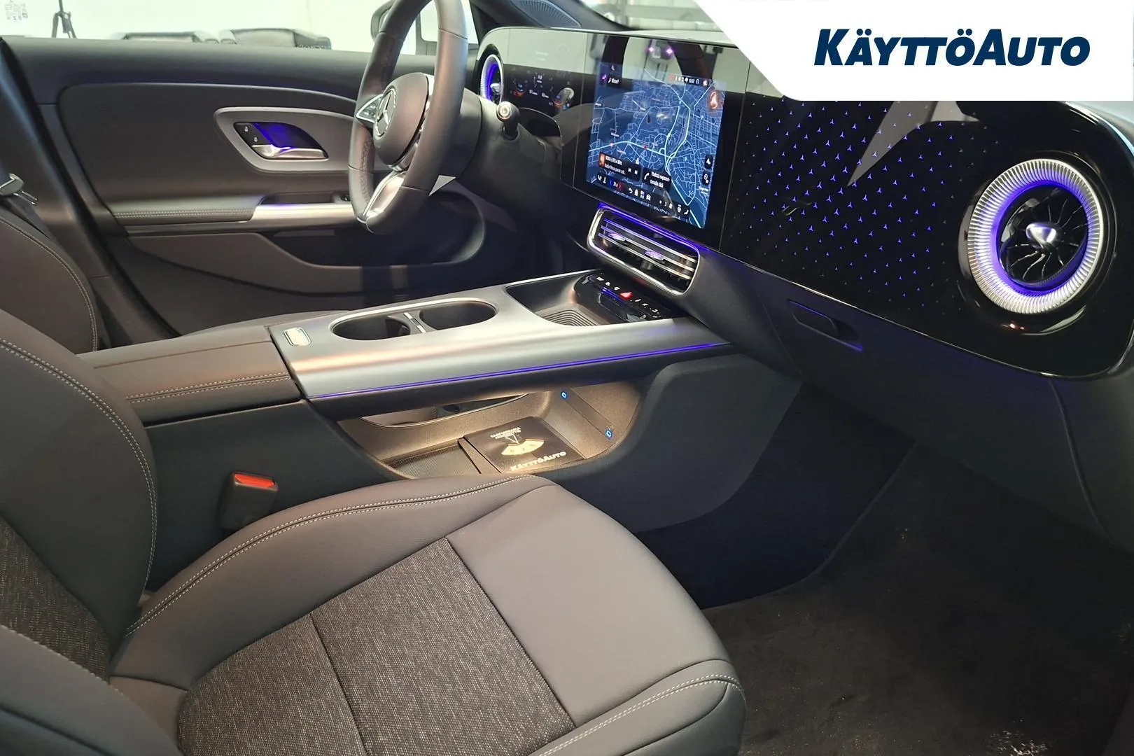 MERCEDES-BENZ CLA YMR-289 carousel image