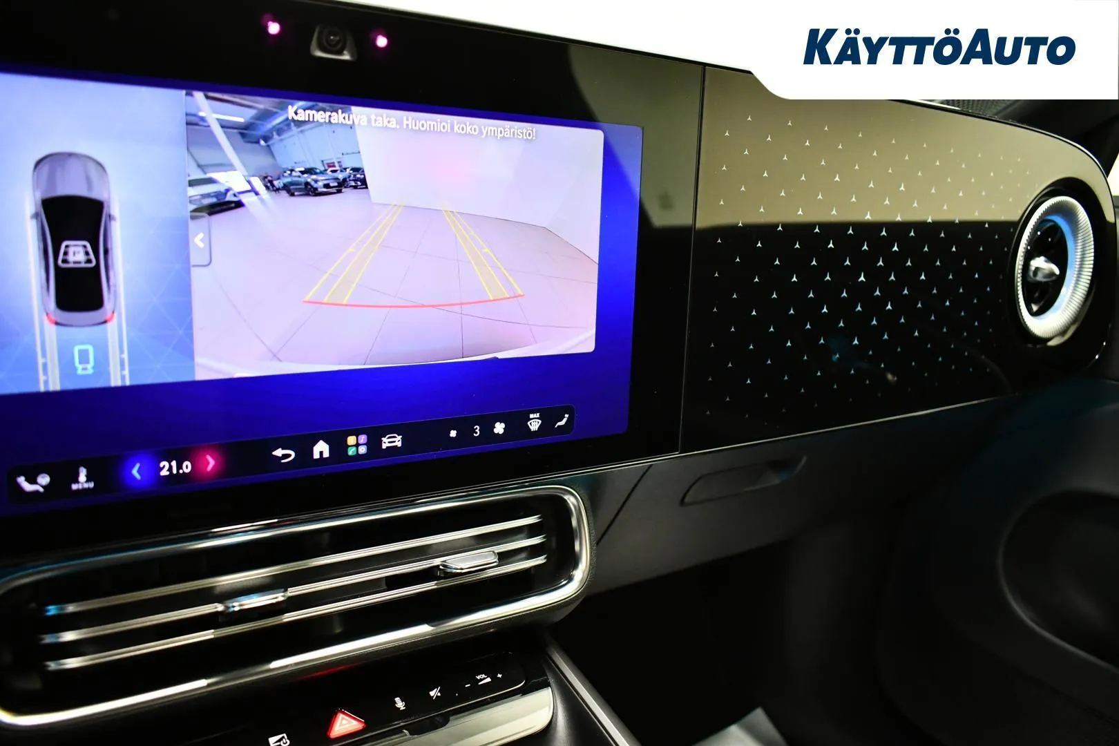 MERCEDES-BENZ CLA YMR-289 carousel image