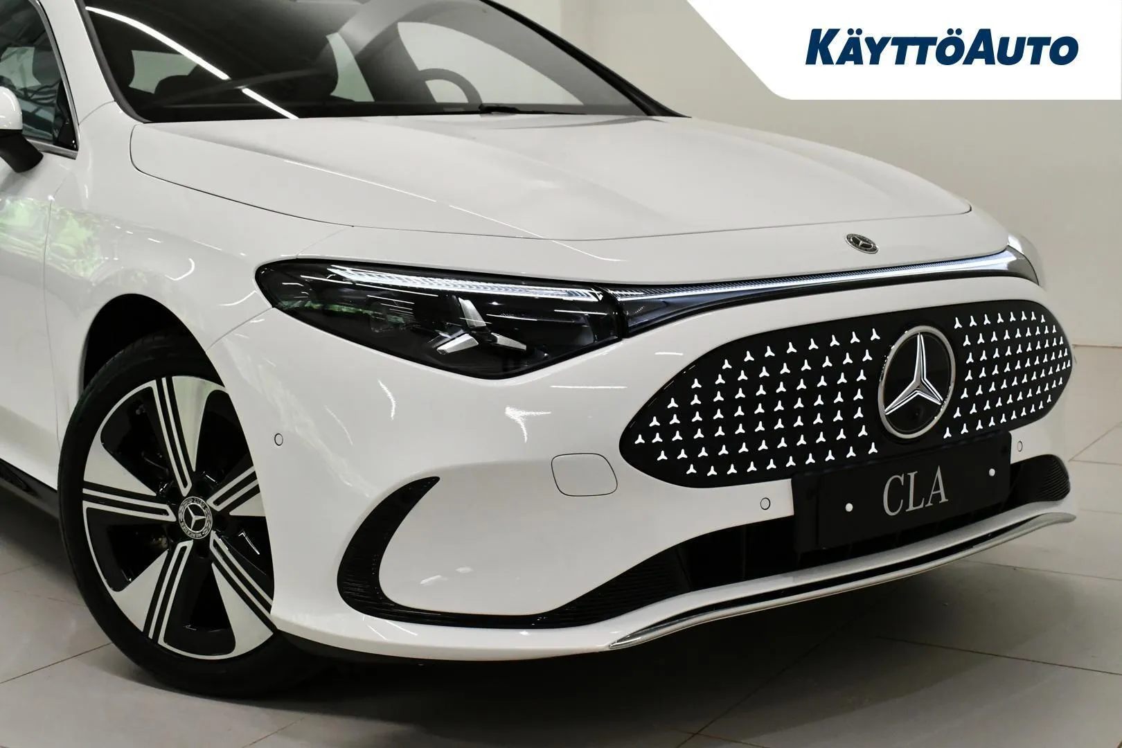 MERCEDES-BENZ CLA YMR-289 carousel image