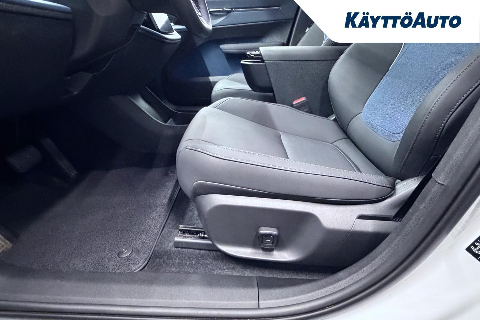 Volvo EX30 Twin Performance Plus 2025, kuva 6/24
