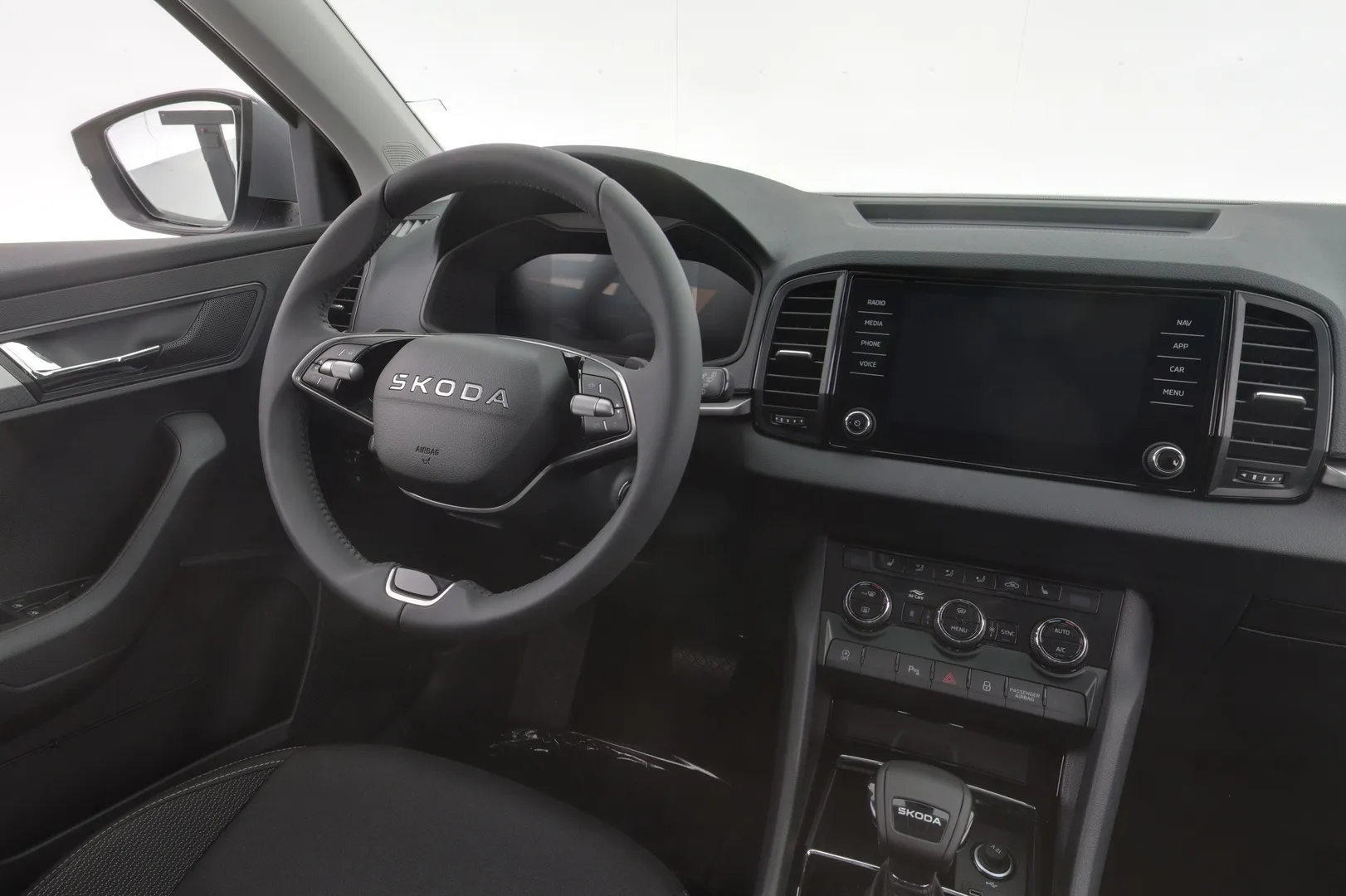 Skoda Karoq KYO-504 carousel image