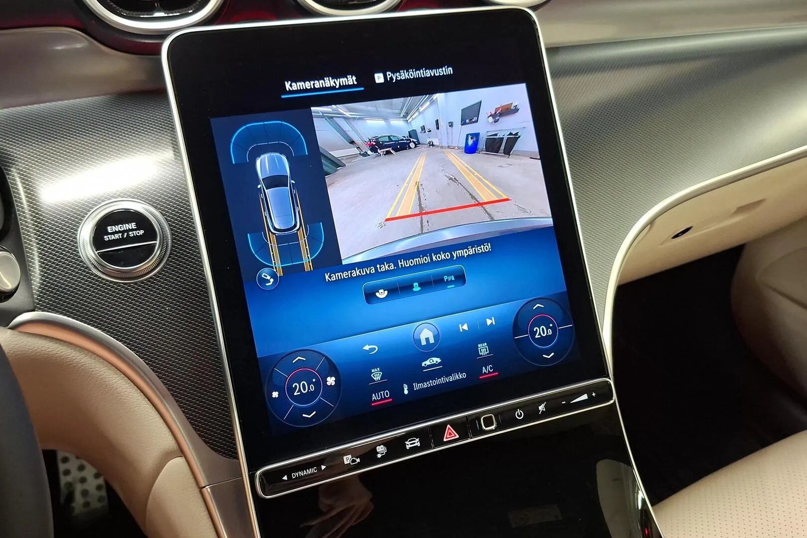 Mercedes-Benz GLC OZX-653 carousel image