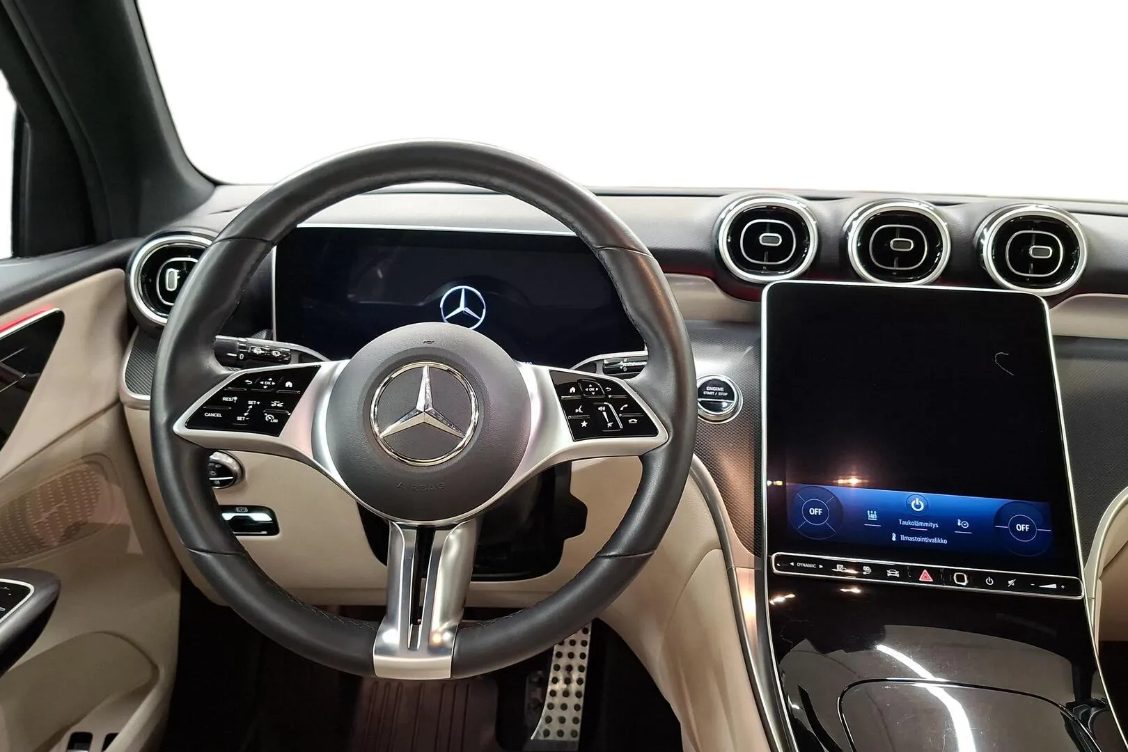 Mercedes-Benz GLC OZX-653 carousel image