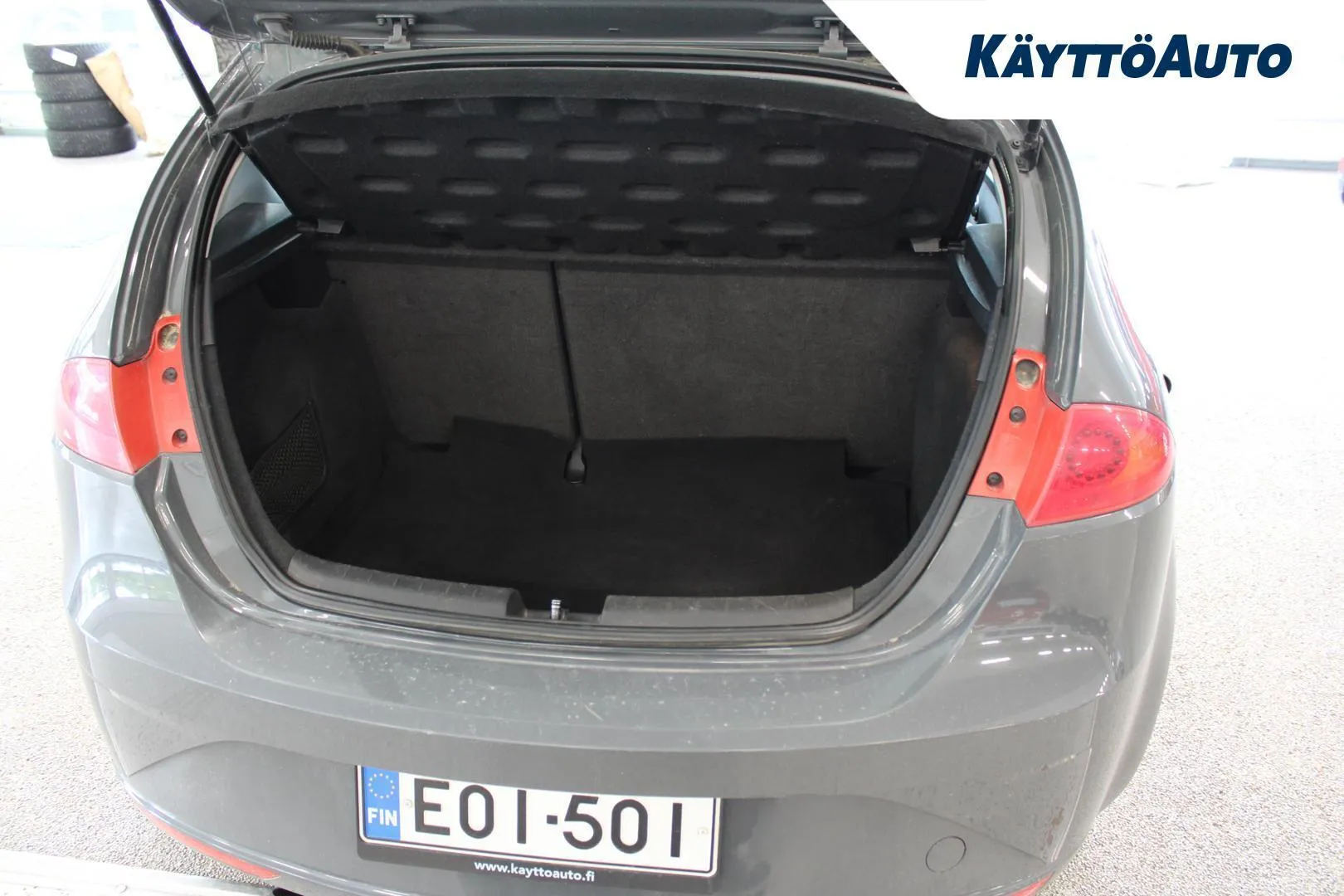 Seat Leon EOI-501 carousel image