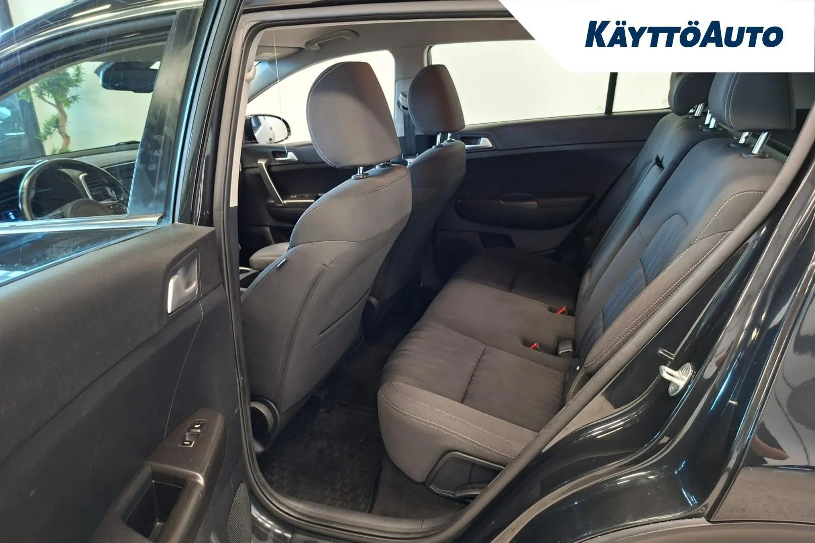 Kia Sportage CKS-618 carousel image