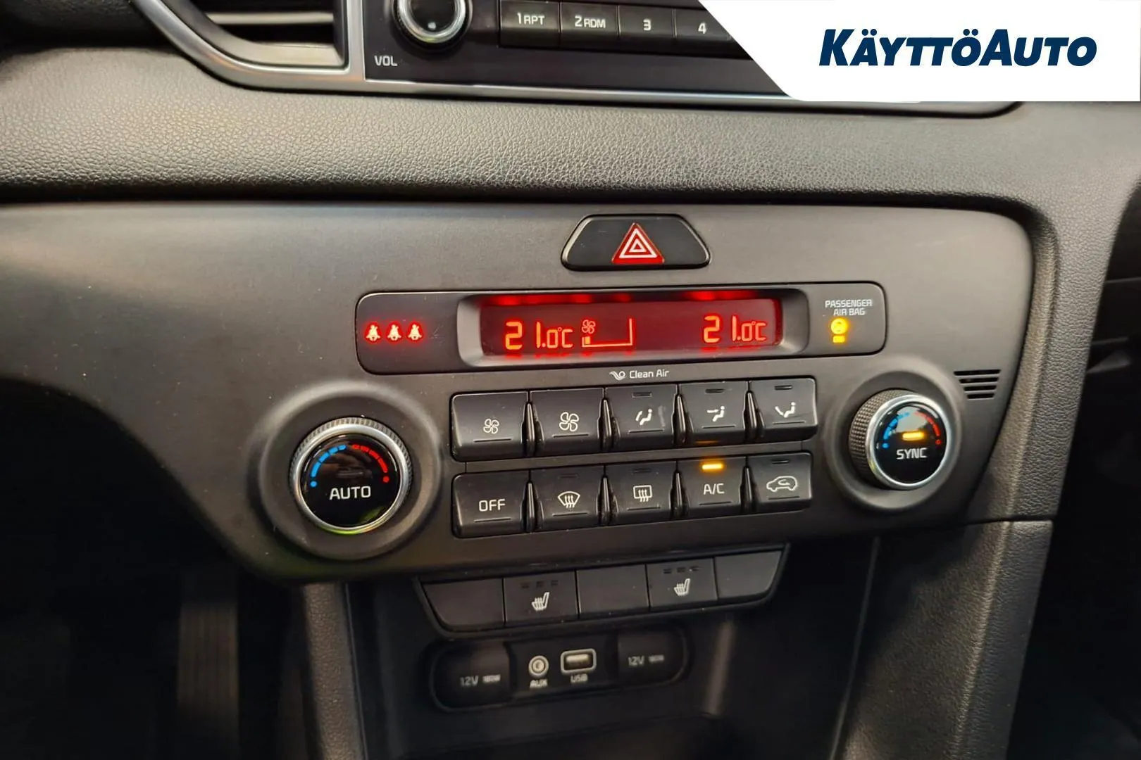 Kia Sportage CKS-618 carousel image
