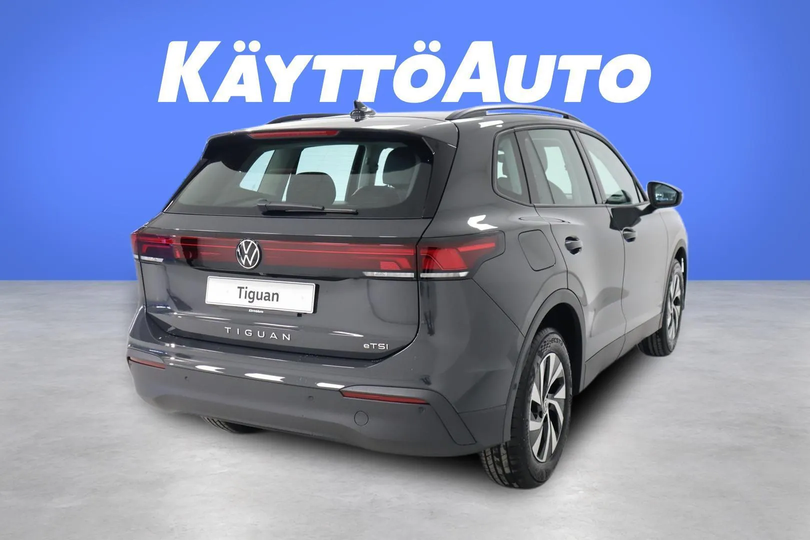 Volkswagen Tiguan SZR-334 carousel image