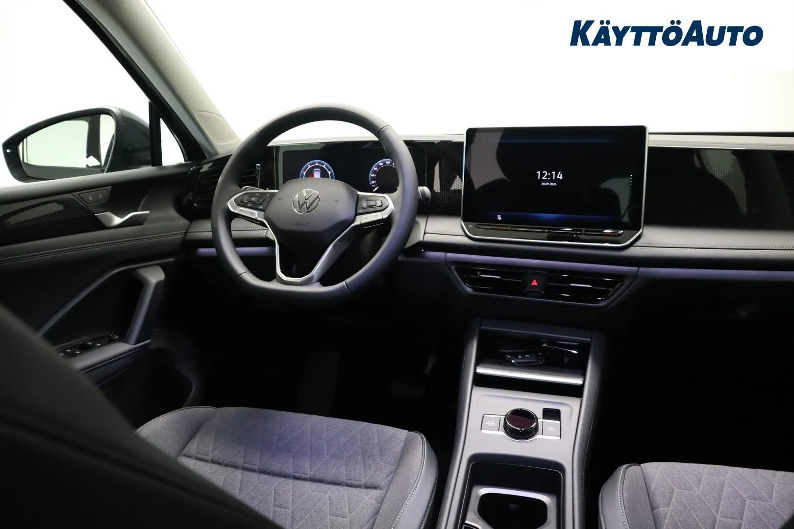 Volkswagen Tiguan SZR-334 carousel image