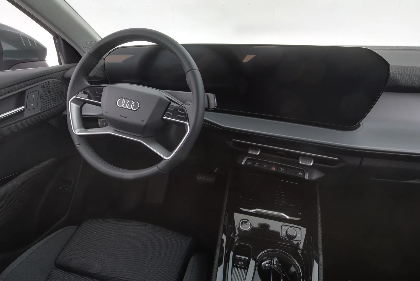 Audi Q3 YMS-230 carousel image