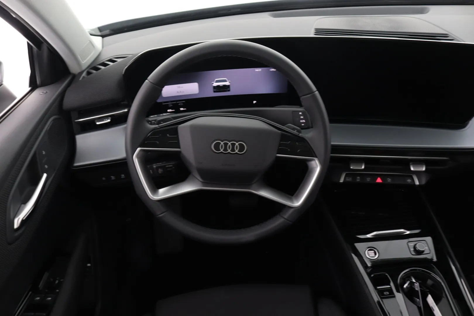 Audi Q3 YMS-230 carousel image