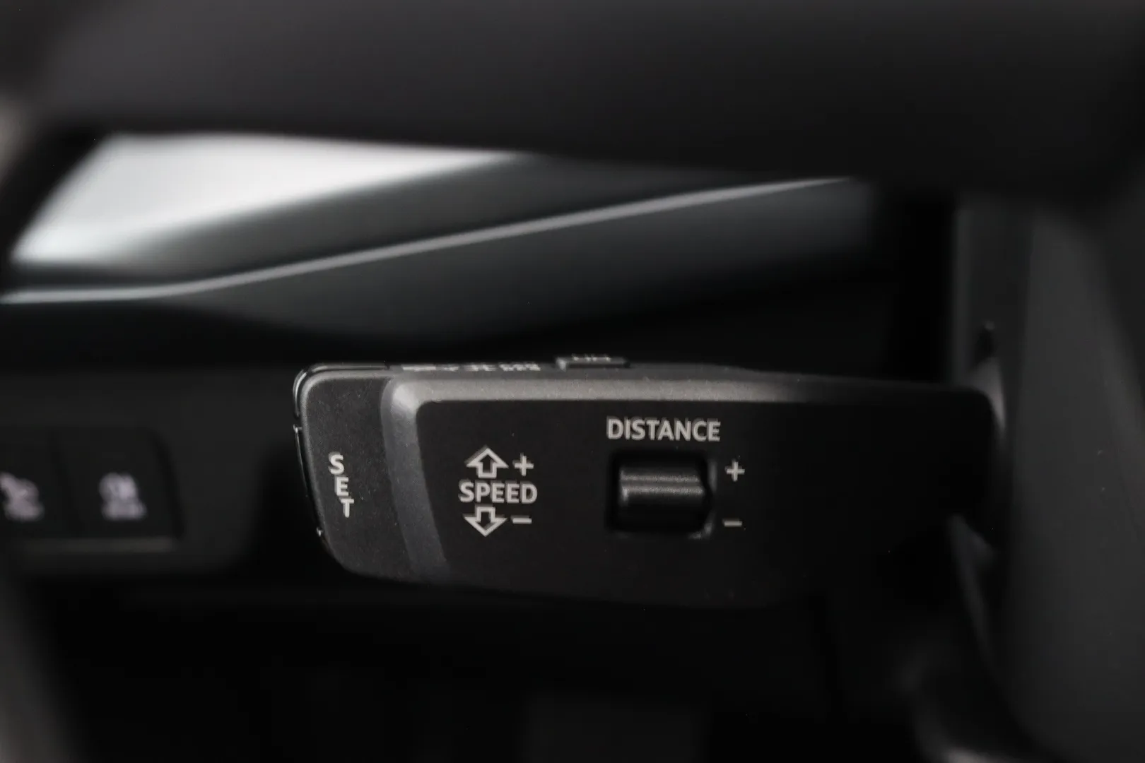 Audi Q3 YMS-230 carousel image