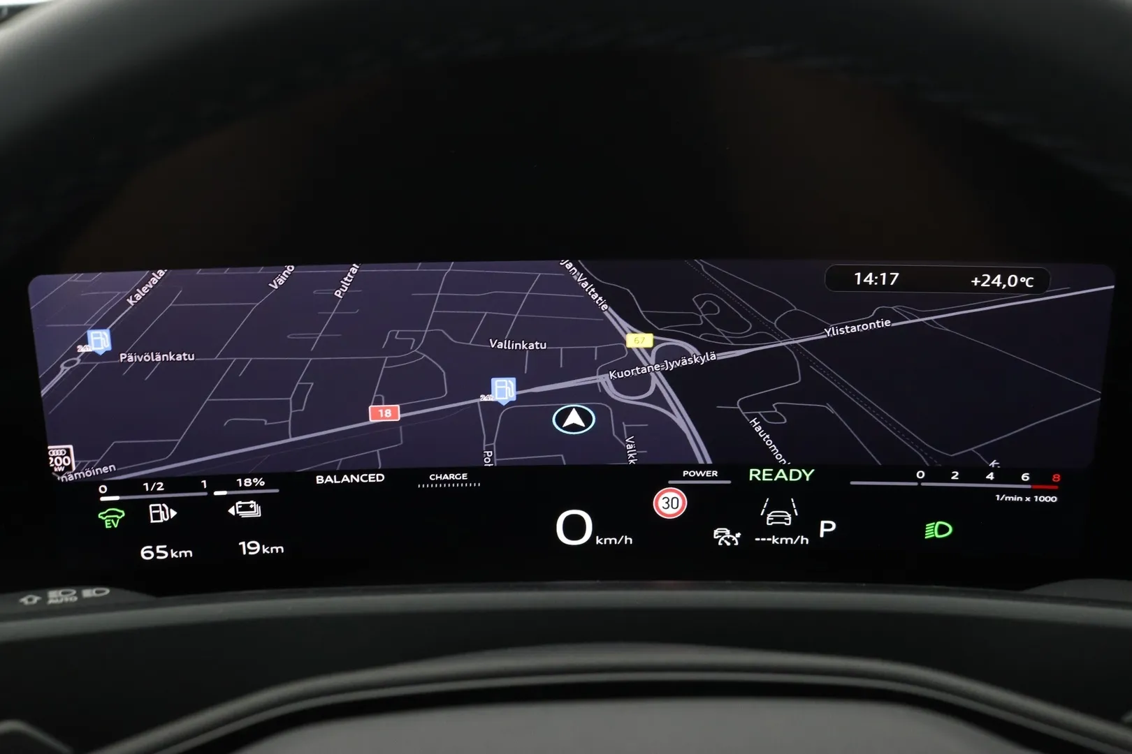 Audi Q3 YMS-230 carousel image