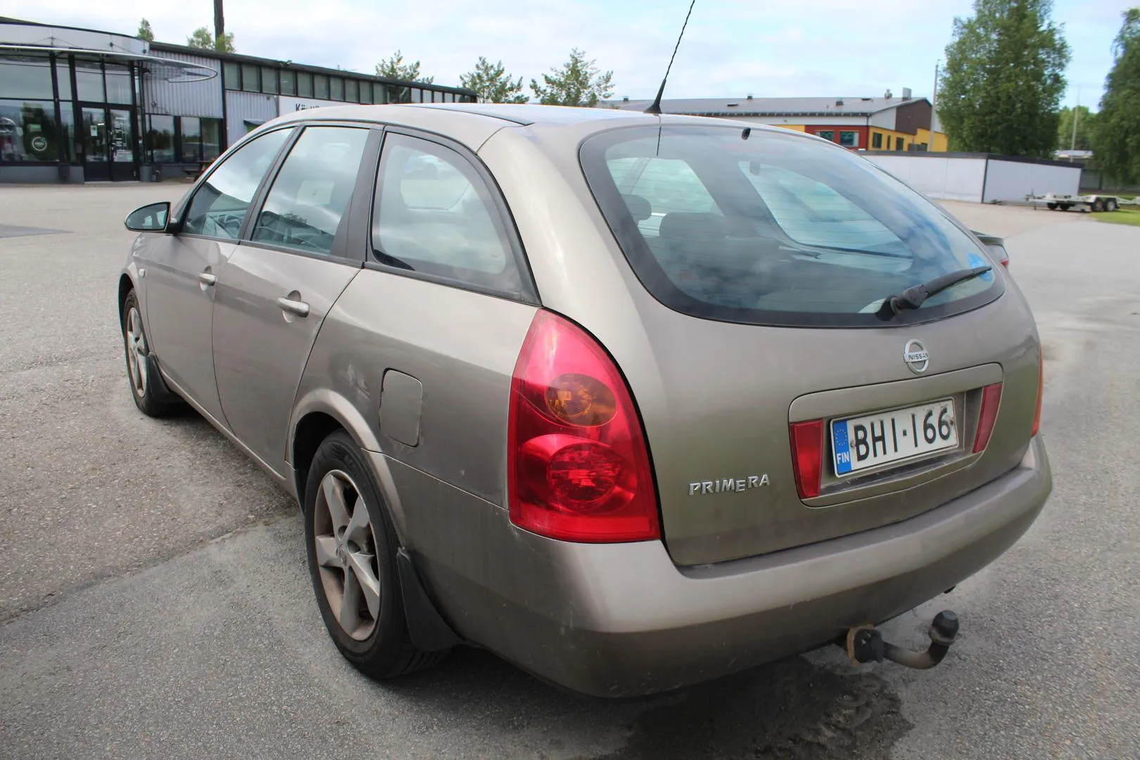 Nissan Primera BHI-166 carousel image