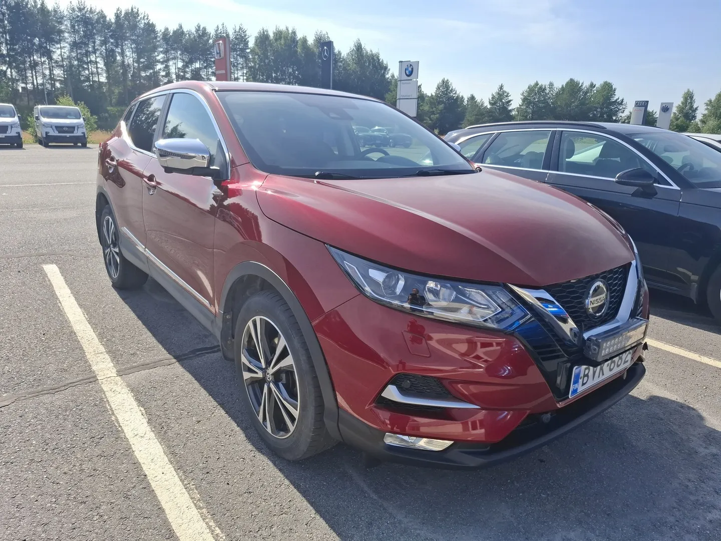 Nissan Qashqai BVK-682 carousel image