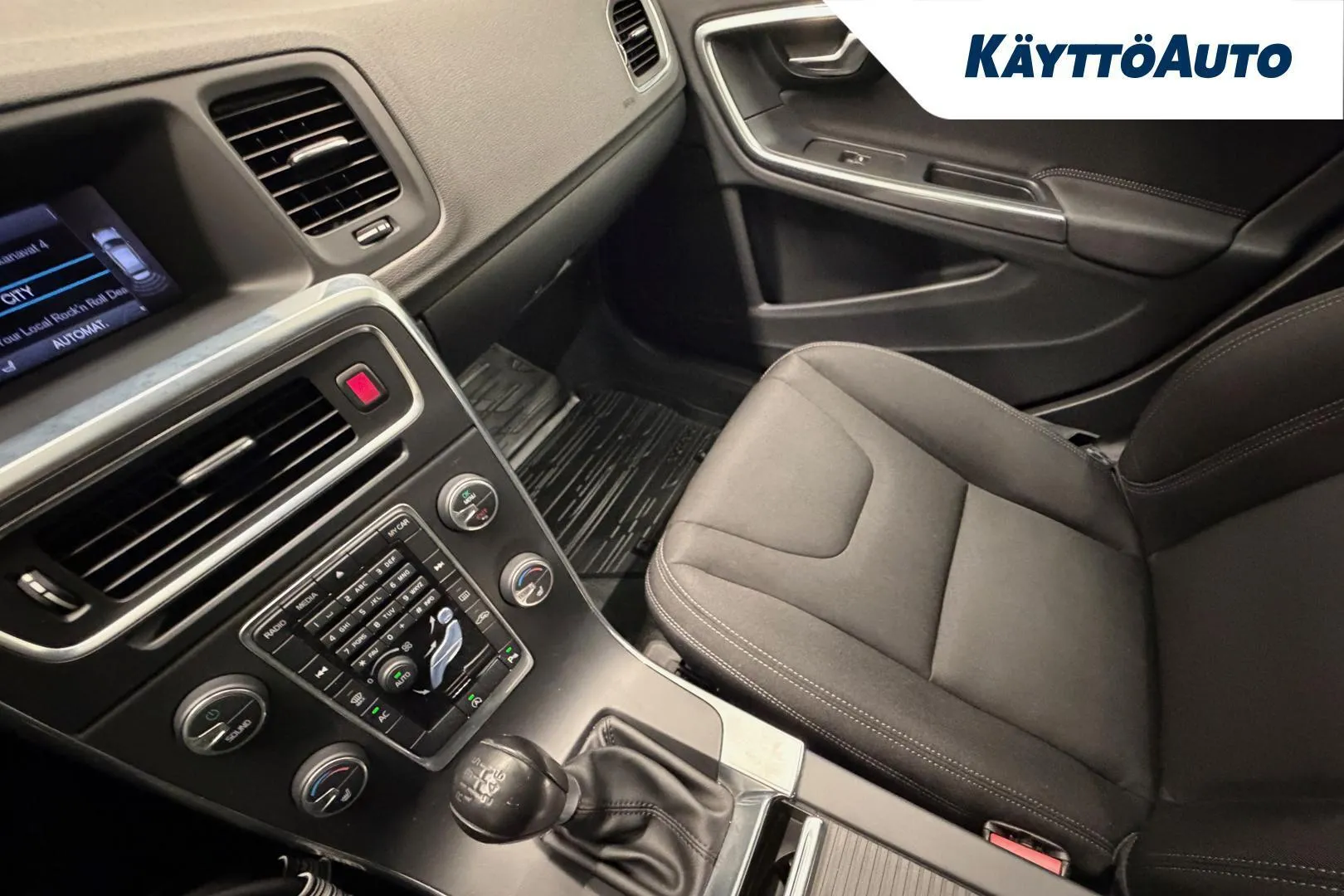 Volvo S60 LME-475 carousel image