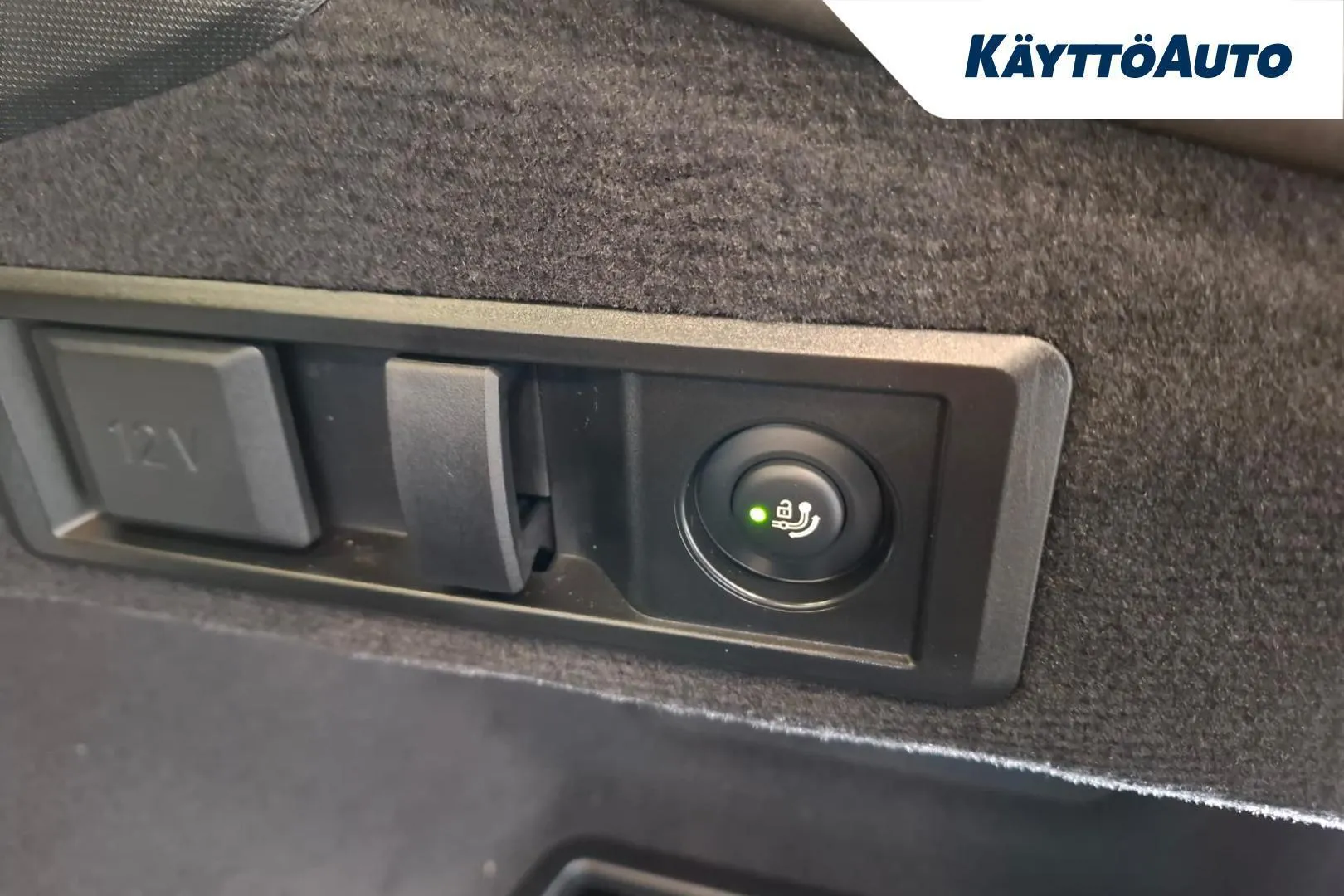 BMW I4 M60 YMT-573 carousel image