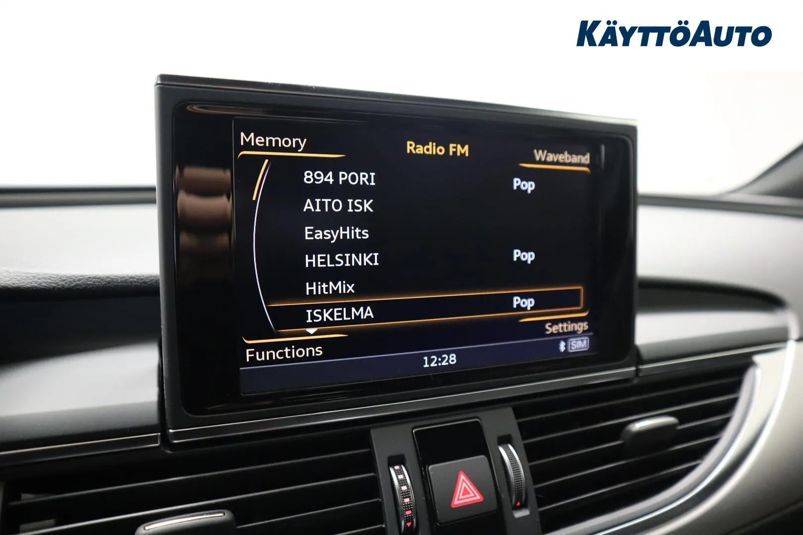 Audi A6 JKX-931 carousel image