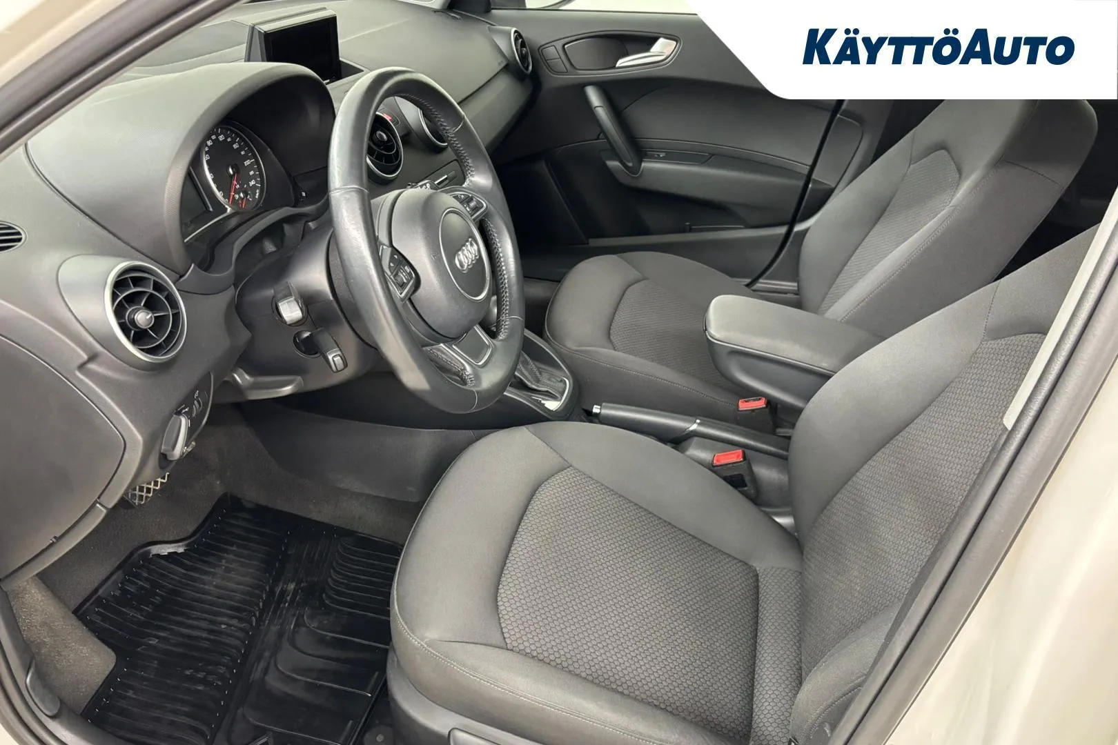 Audi A1 XOM-698 carousel image