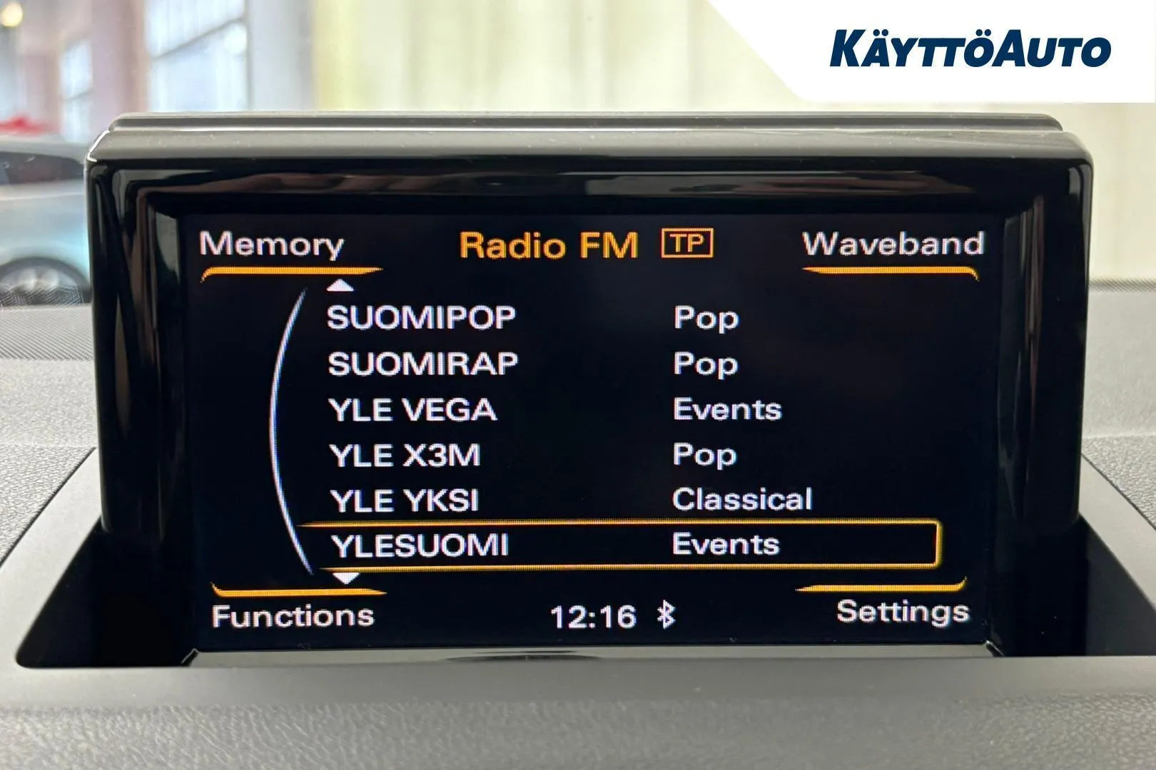 Audi A1 XOM-698 carousel image