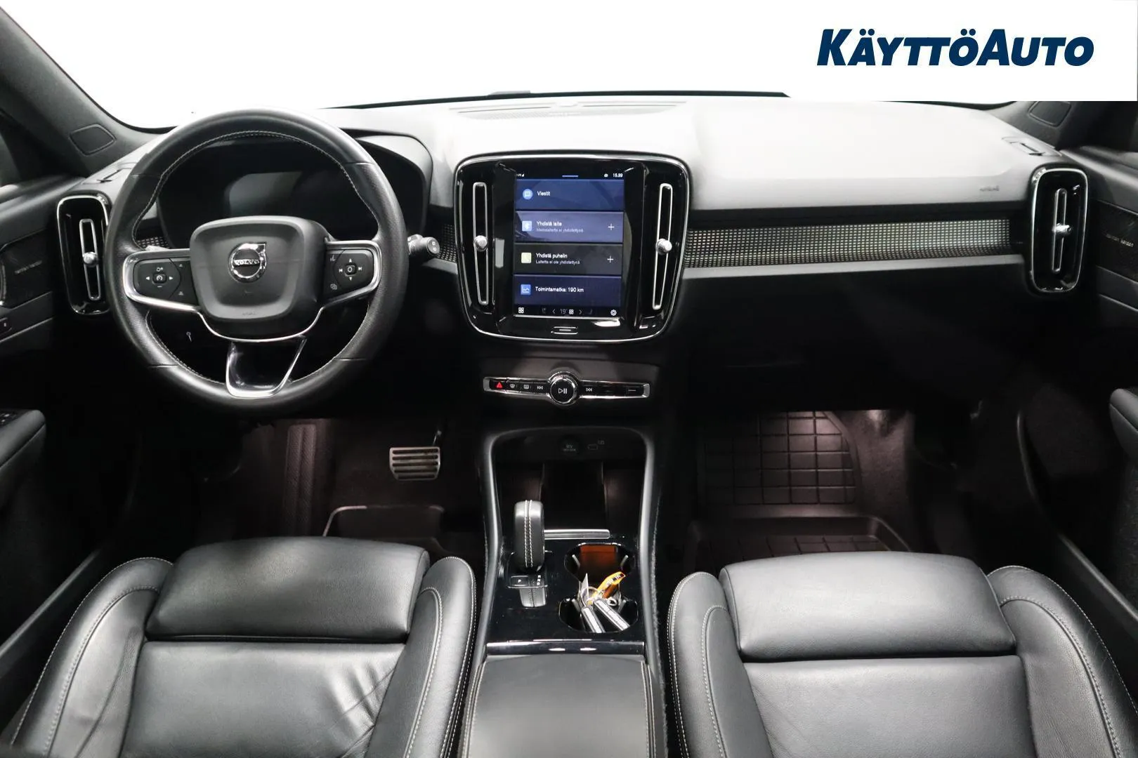 Volvo XC40 RUO-466 carousel image