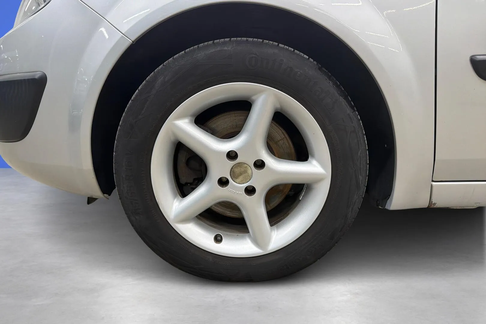 Renault Grand Scenic OMI-300 carousel image