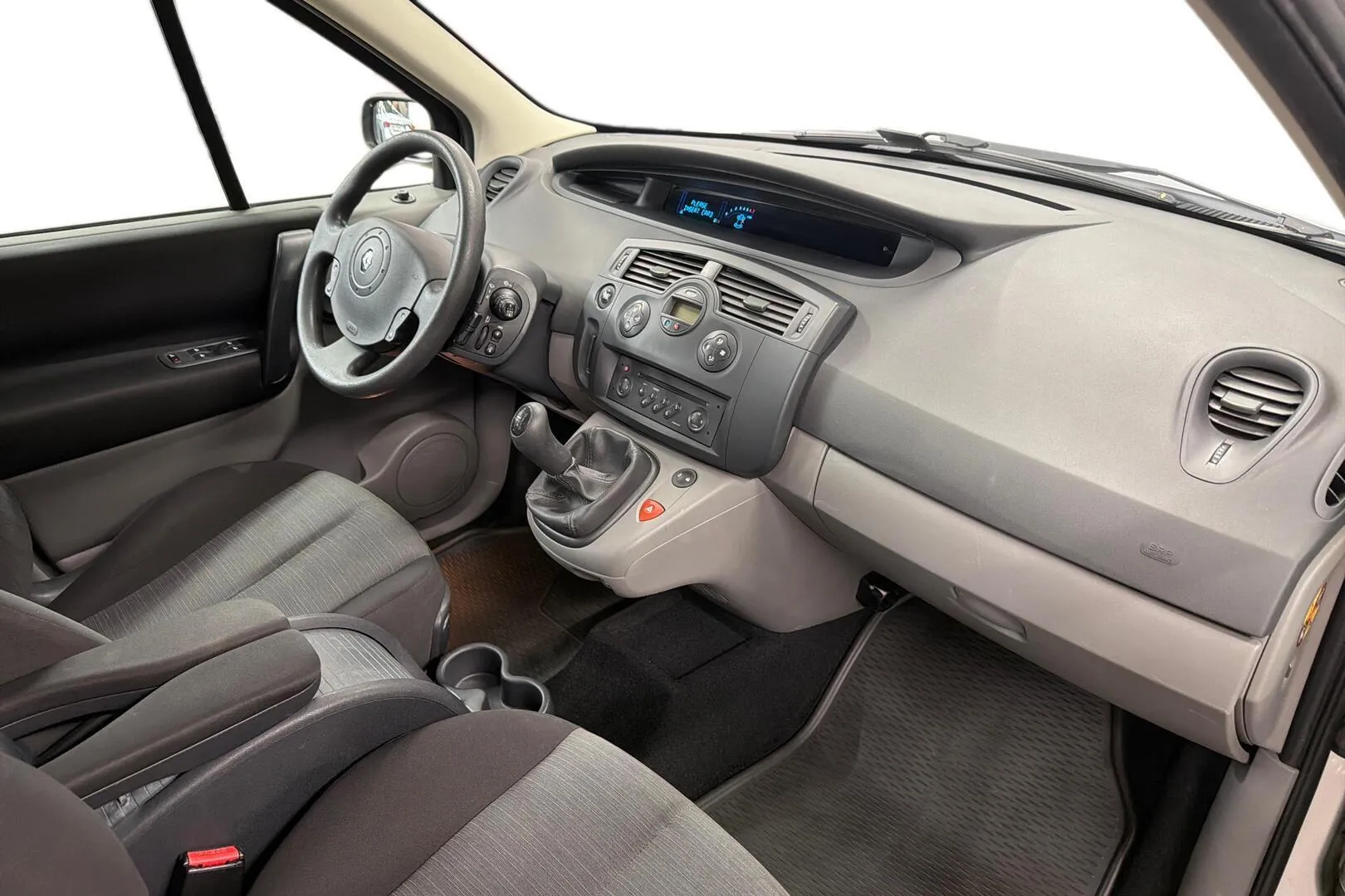 Renault Grand Scenic OMI-300 carousel image