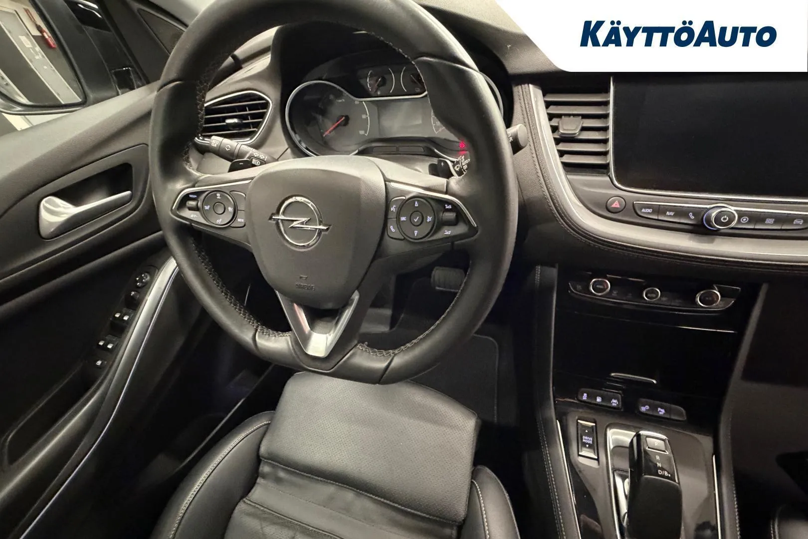 Opel Grandland X RXK-560 carousel image
