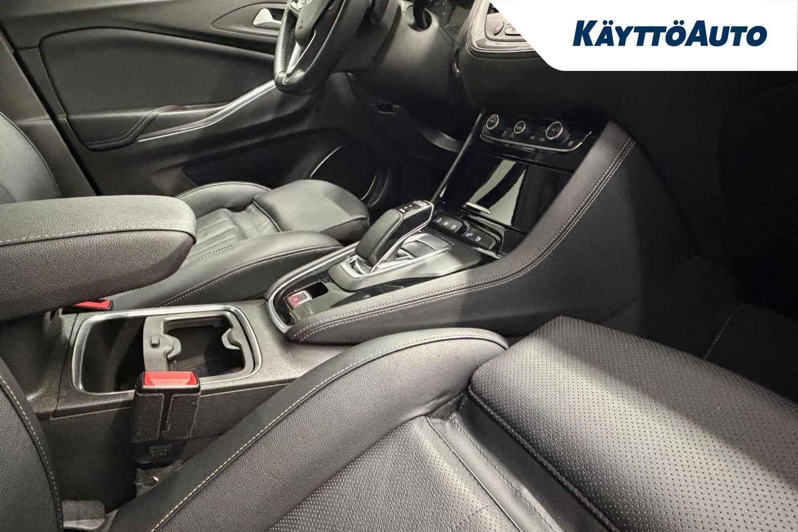 Opel Grandland X RXK-560 carousel image