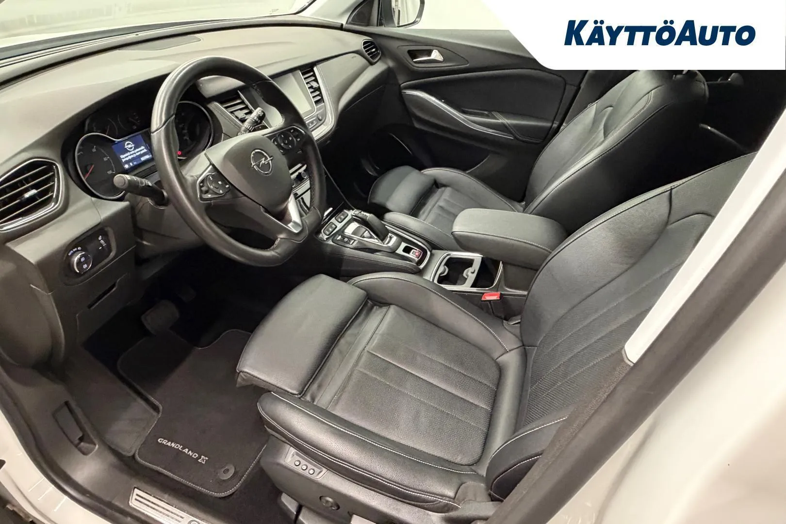 Opel Grandland X RXK-560 carousel image