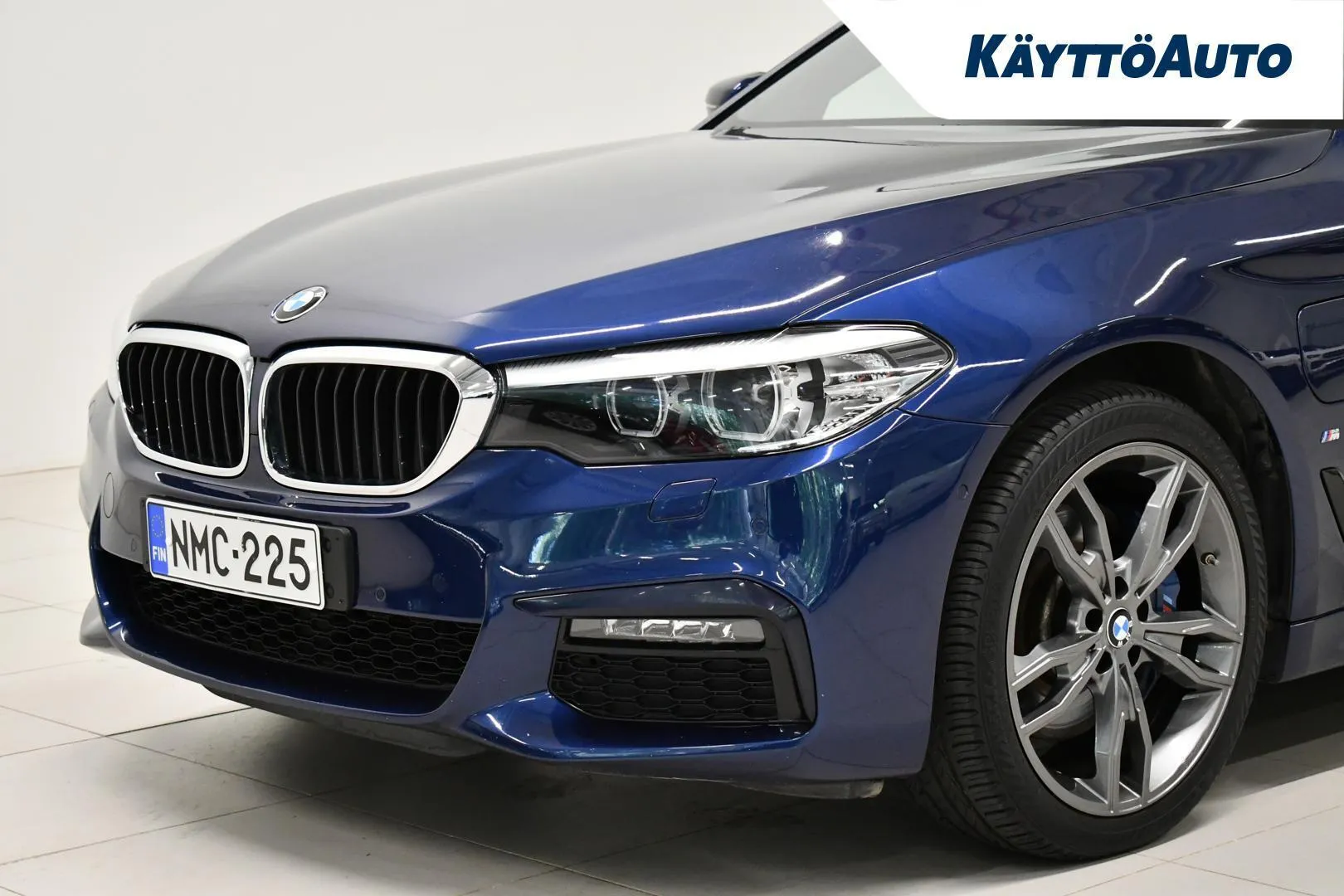 BMW 530 NMC-225 carousel image