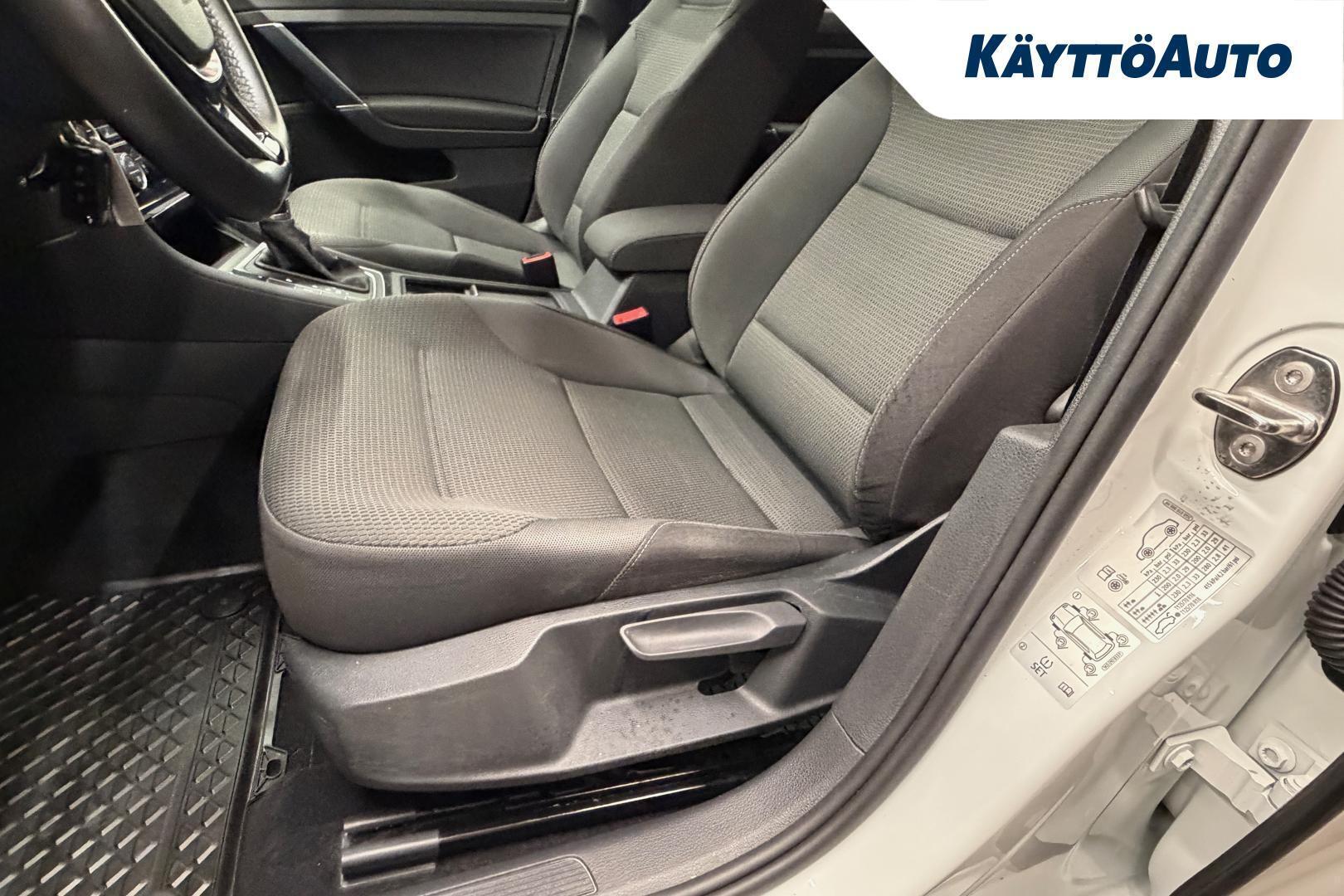 Volkswagen Golf 2019, kuva 7/23