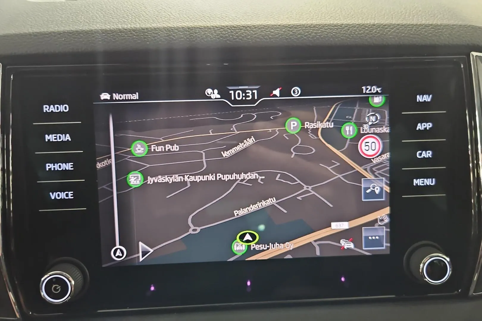 Skoda Karoq JOR-353 carousel image