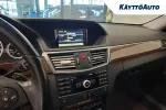 Mercedes-Benz E YHA-576 carousel thumbs