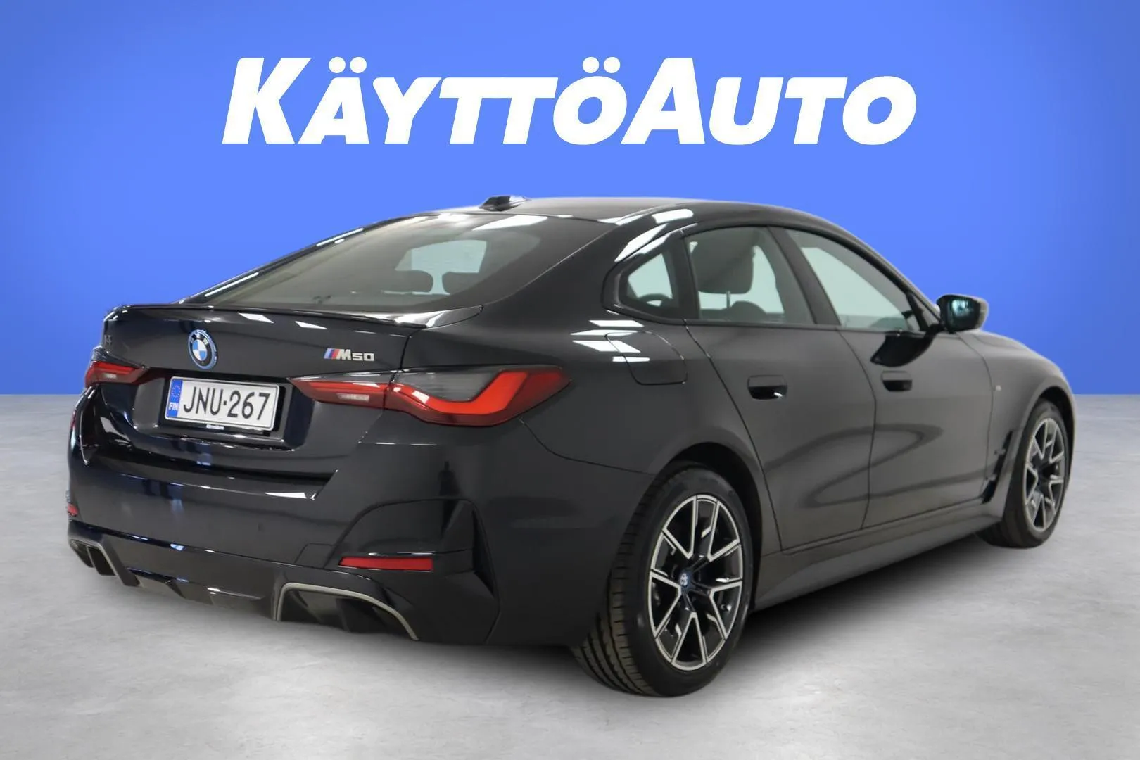 BMW i4 JNU-267 carousel image