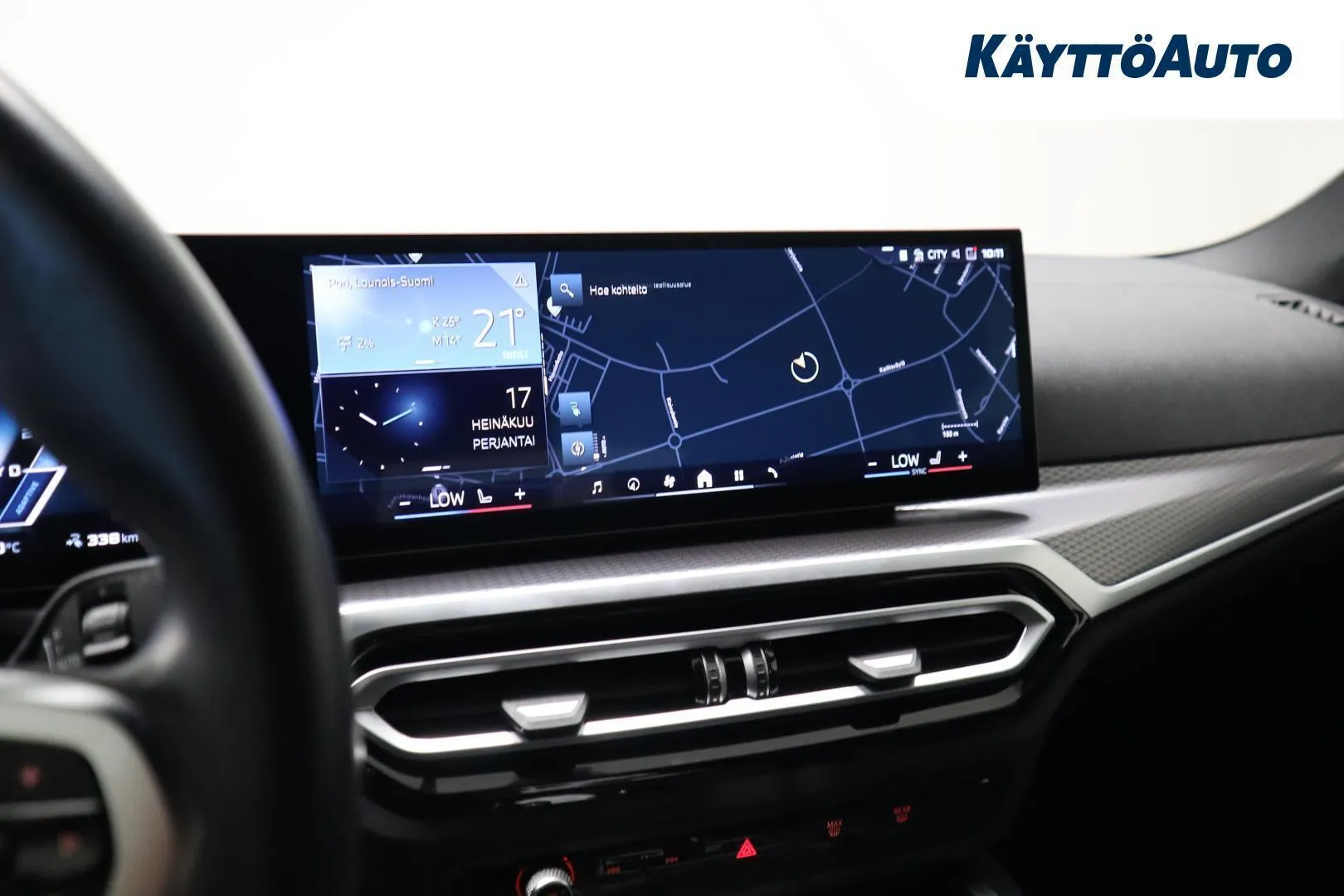 BMW i4 JNU-267 carousel image