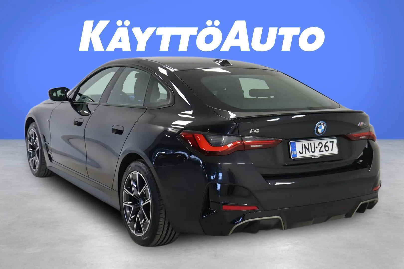 BMW i4 JNU-267 carousel image