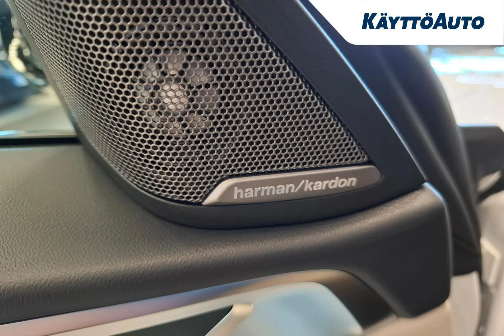 BMW I4 M60 KYT-551 carousel image