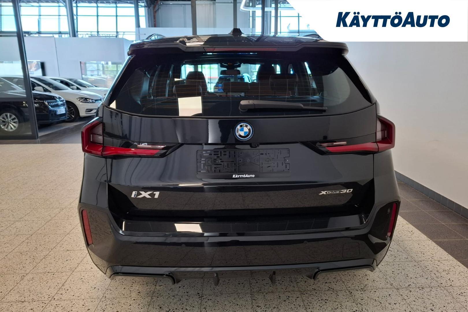 BMW iX1 U11 xDrive30 Fully Charged 2026, kuva 5/21