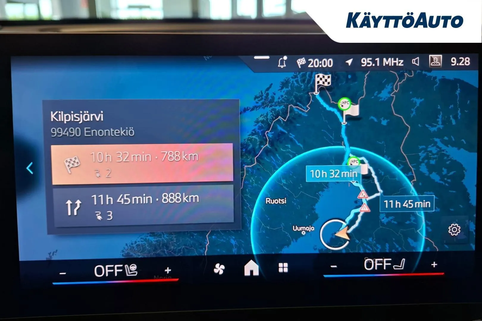 BMW iX1 YMS-543 carousel image