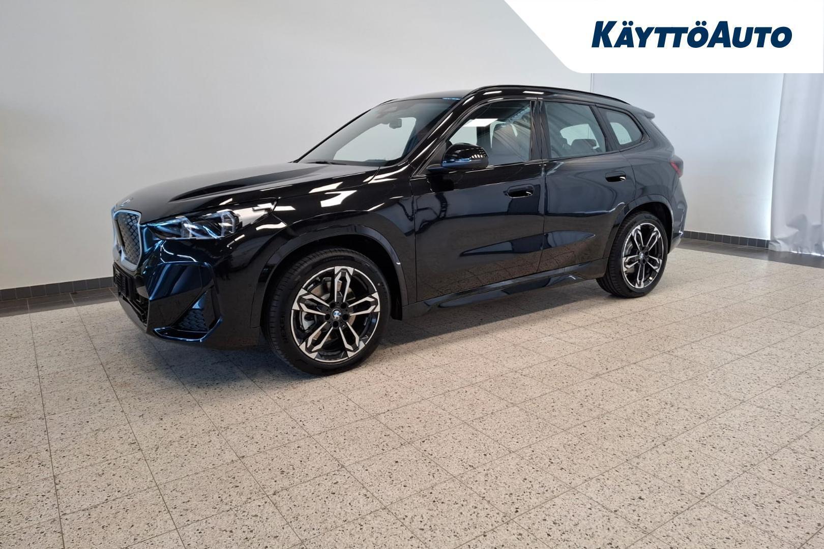 BMW iX1 U11 xDrive30 Fully Charged 2026, kuva 2/21