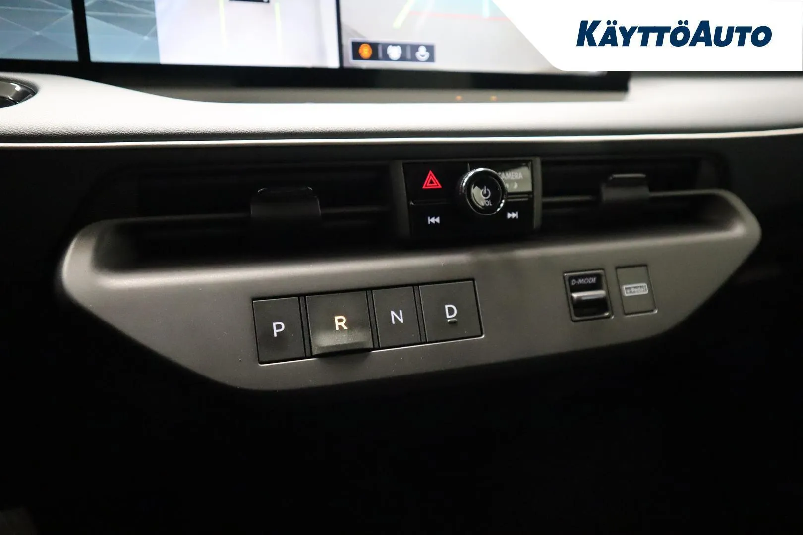 Nissan Leaf MSN-831 carousel image