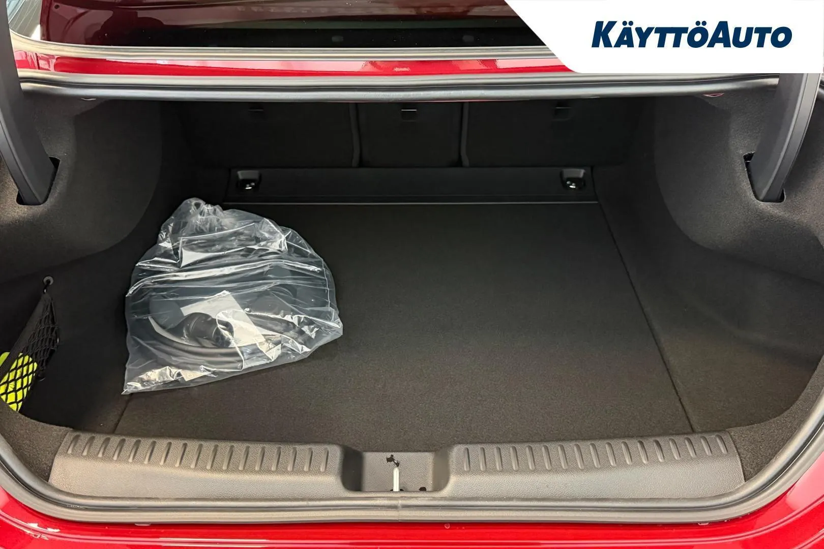 Mercedes-Benz CLA YMS-897 carousel image