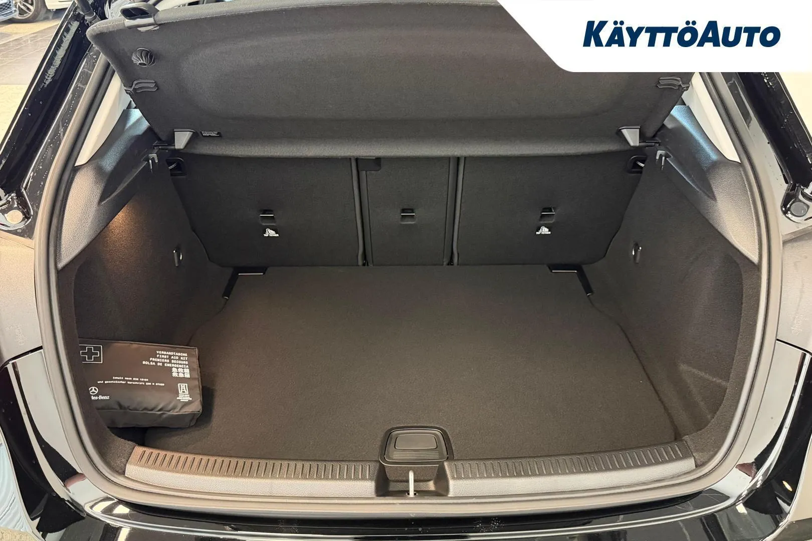 Mercedes-Benz A KYT-580 carousel image