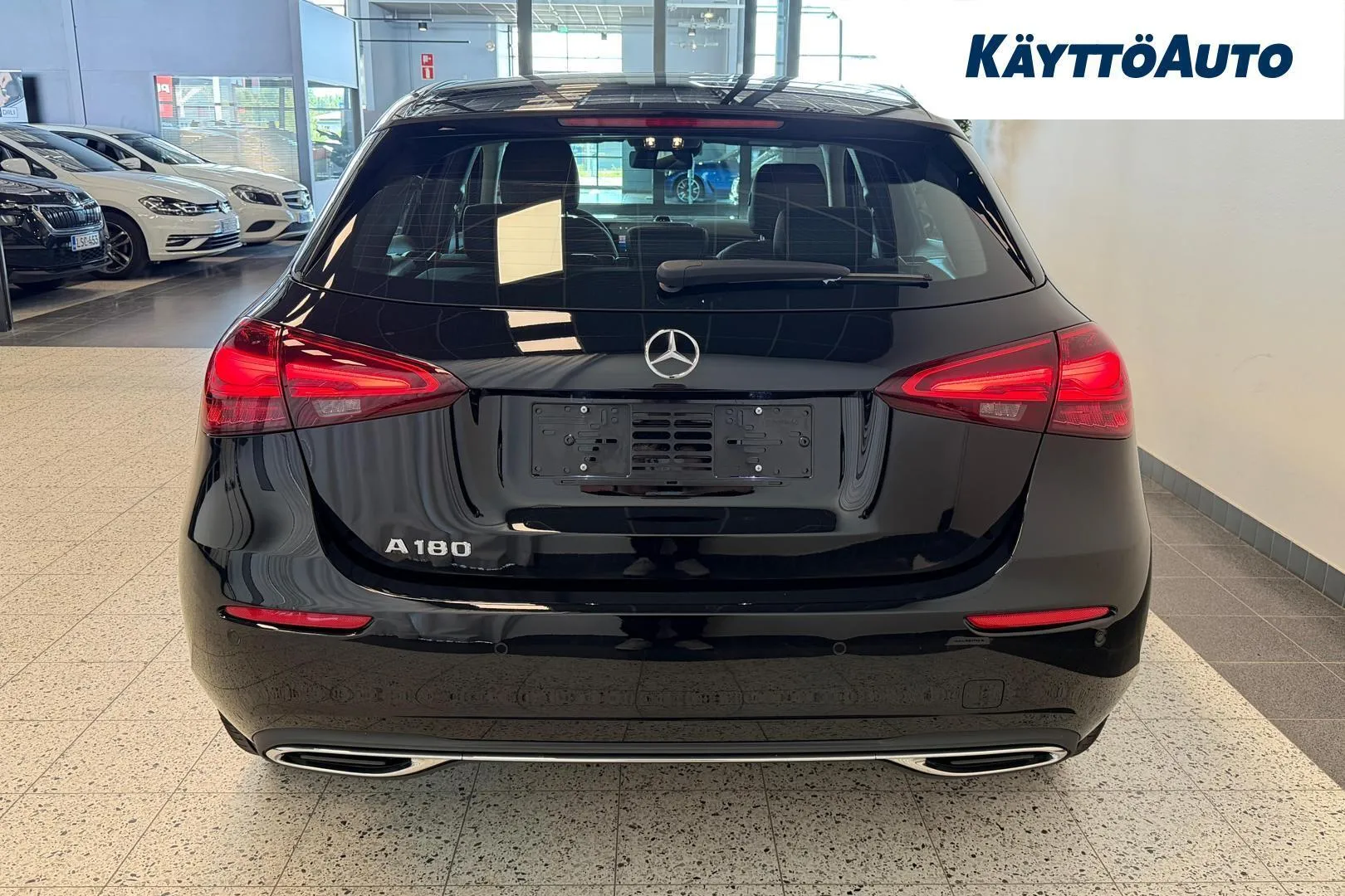 Mercedes-Benz A KYT-580 carousel image