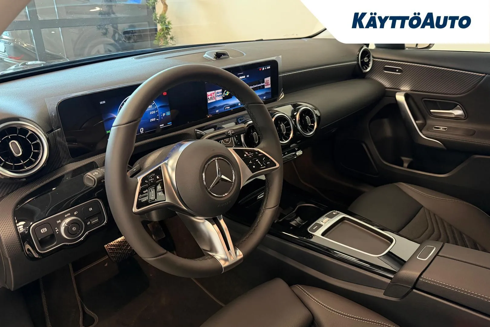 Mercedes-Benz A KYT-580 carousel image