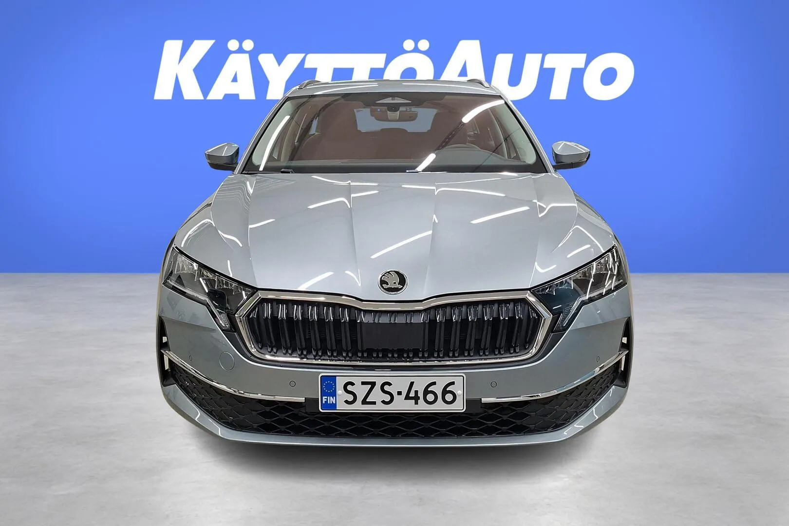 Skoda Octavia SZS-466 carousel image