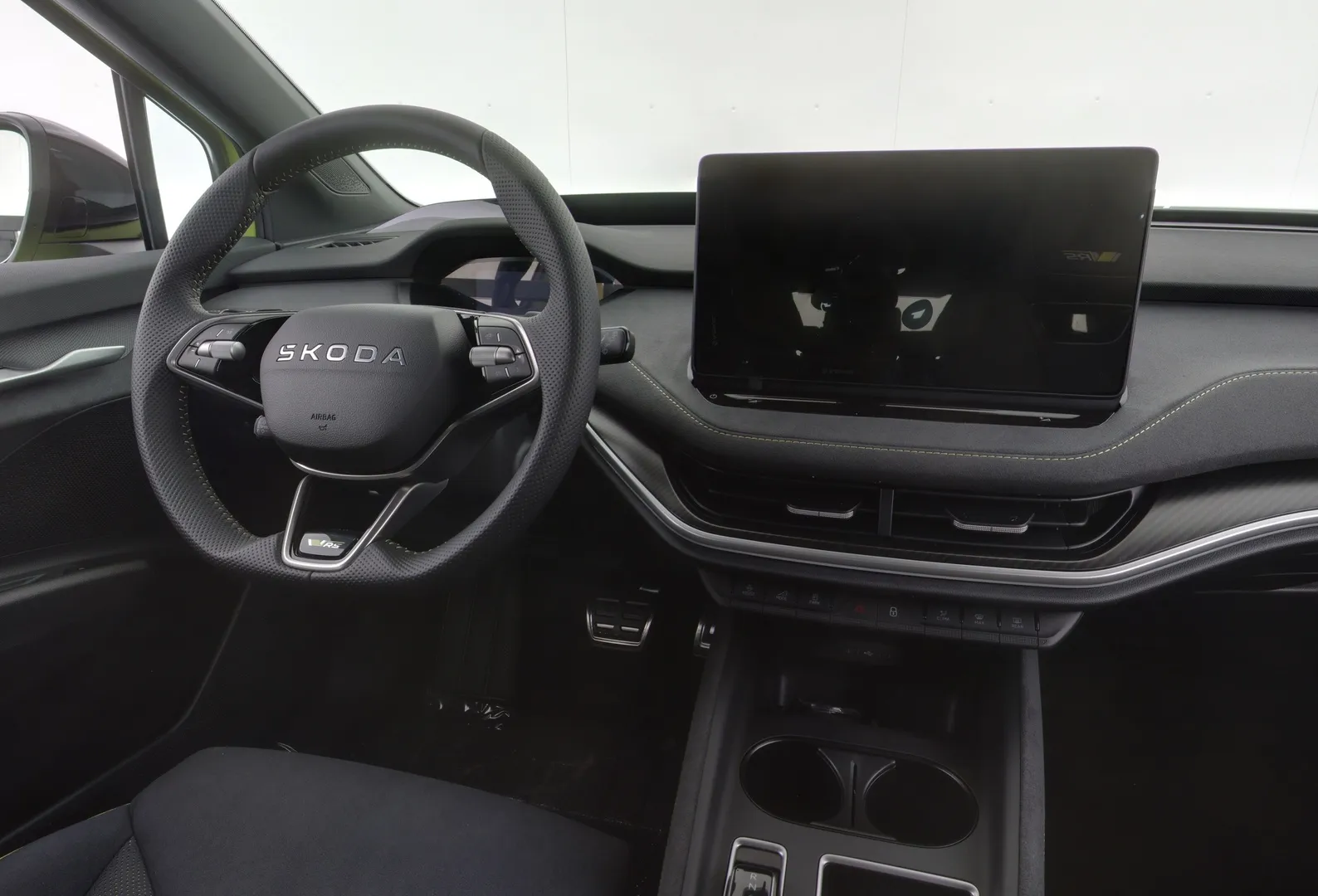 Skoda Enyaq KYS-949 carousel image